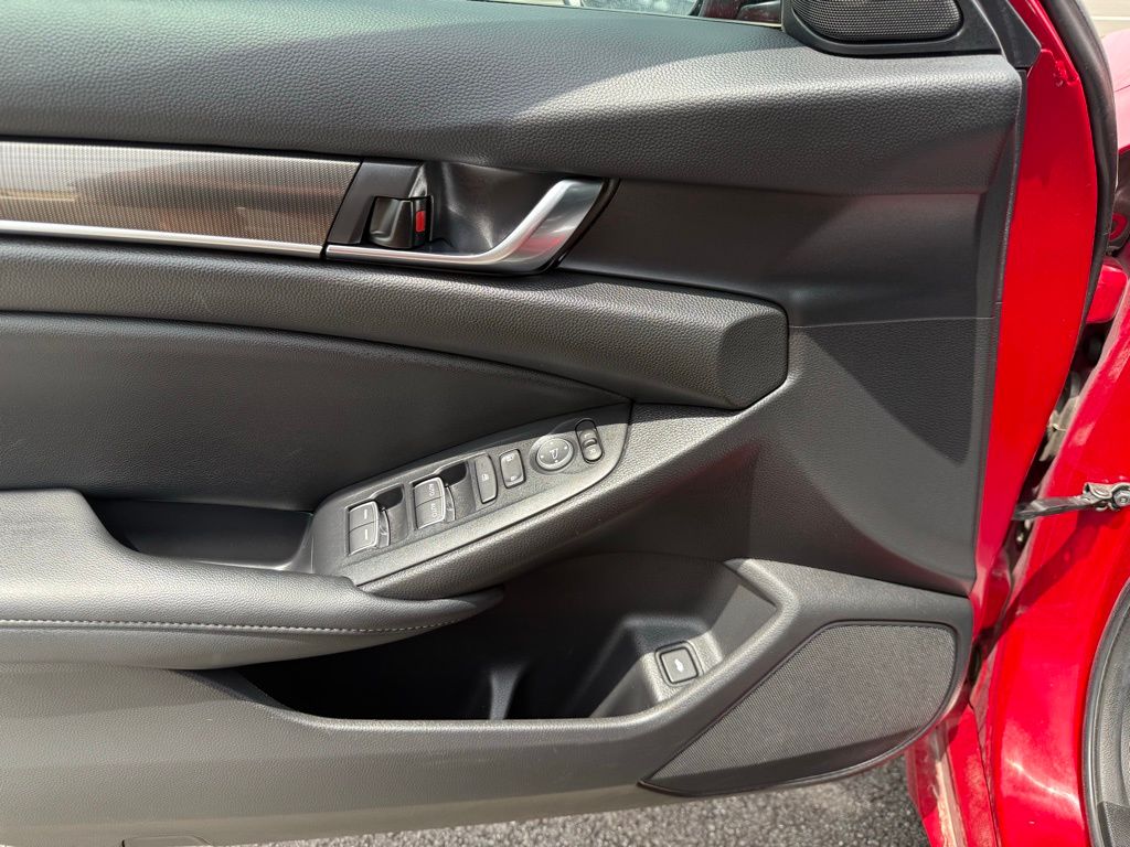 Thumbnail: 2022 Honda Accord - 7