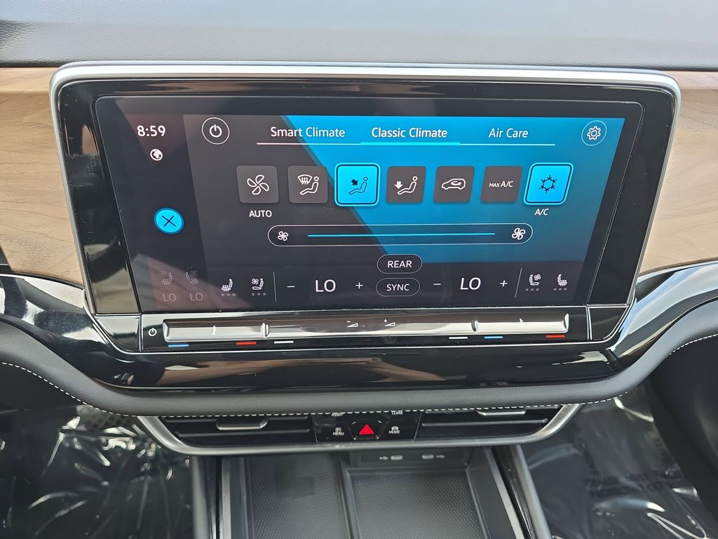 2024 Deep Black Pearl Volkswagen Atlas 2.0T SE w/Technology FWD SUV