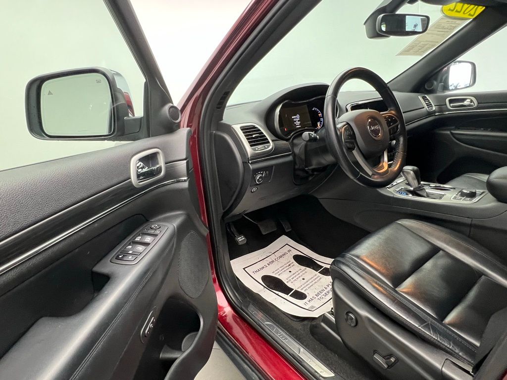 Thumbnail: 2022 Jeep Grand Cherokee - 21