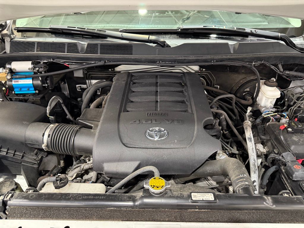2015 Toyota Tundra SR5