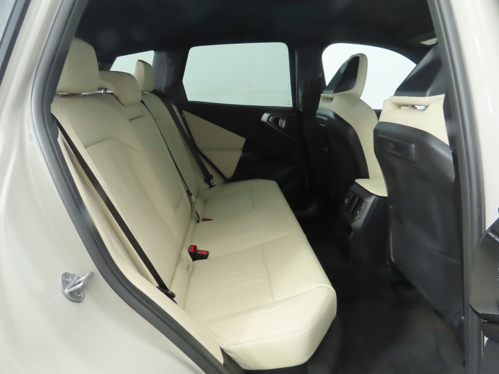 Thumbnail: 2026 BMW X3 - 23