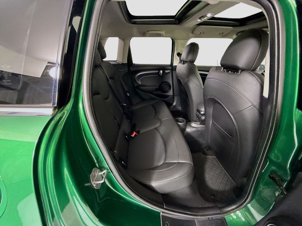 Thumbnail: 2023 MINI Cooper - 23