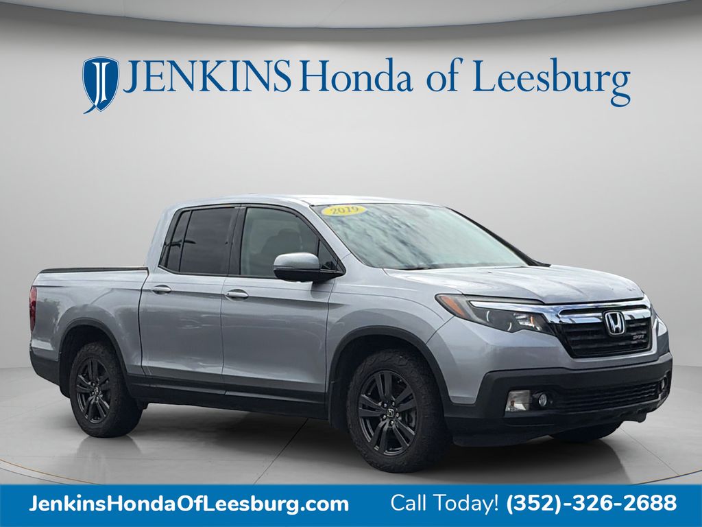 Silver 2019 Honda Ridgeline Pickup Truck Front-Wheel Drive 6-Speed Automatic