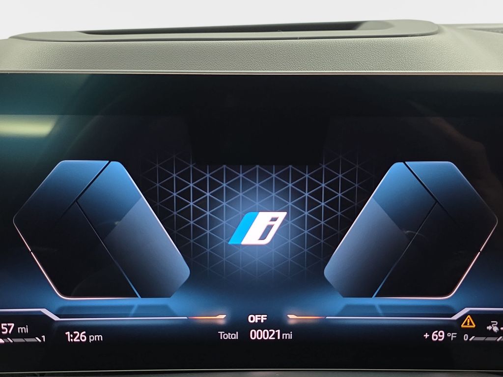 New 2026 Alpine White BMW xDrive50e image 19