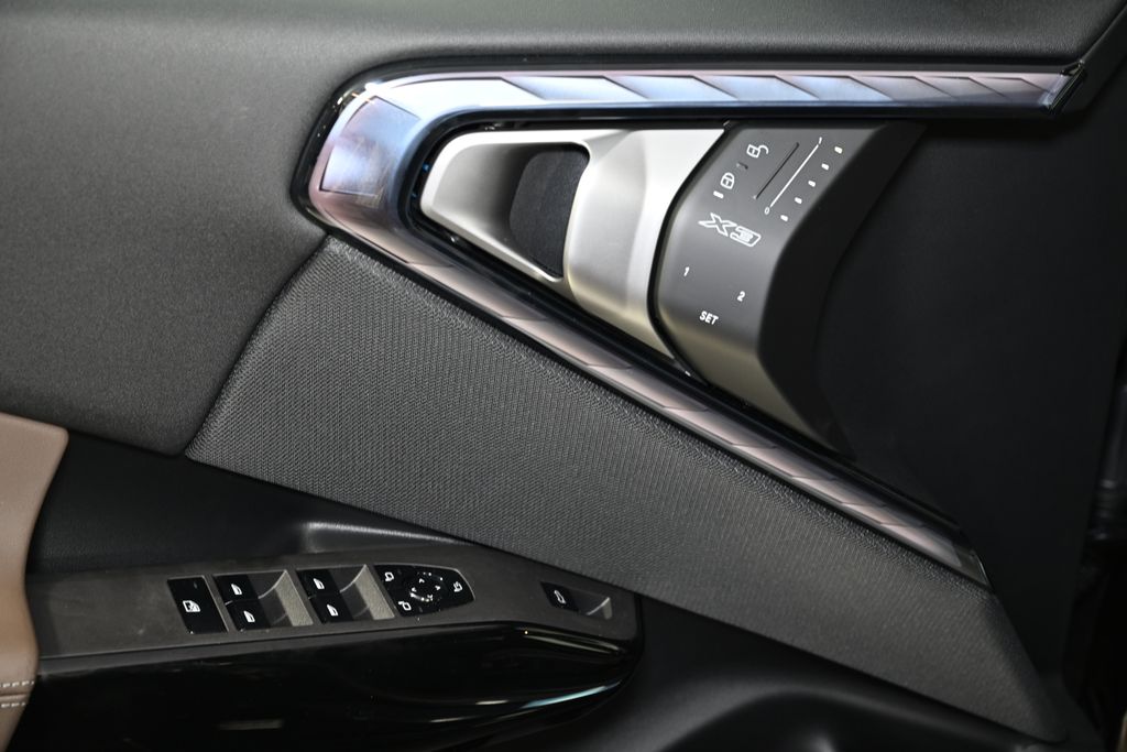 Thumbnail: 2026 BMW X3 - 23