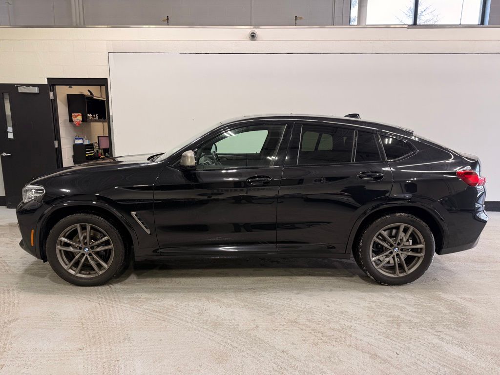 Thumbnail: 2020 BMW X4 - 2