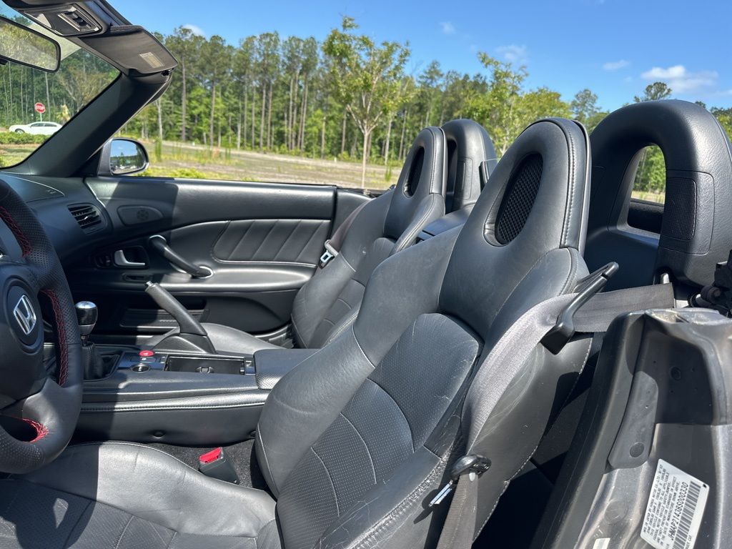 2008 Chicane Silver Metallic Honda S2000 Base RWD Convertible