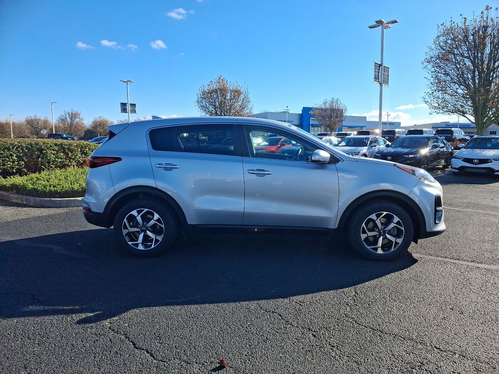 2022 Kia Sportage LX 7