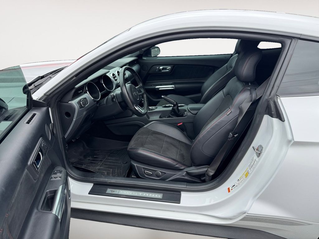 Used Car 2016 Ford Mustang  Gt Premium For Sale Under $25,000 In Floresville, Texas