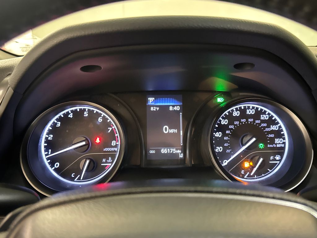 Certified Used 2022  Toyota SE image 23