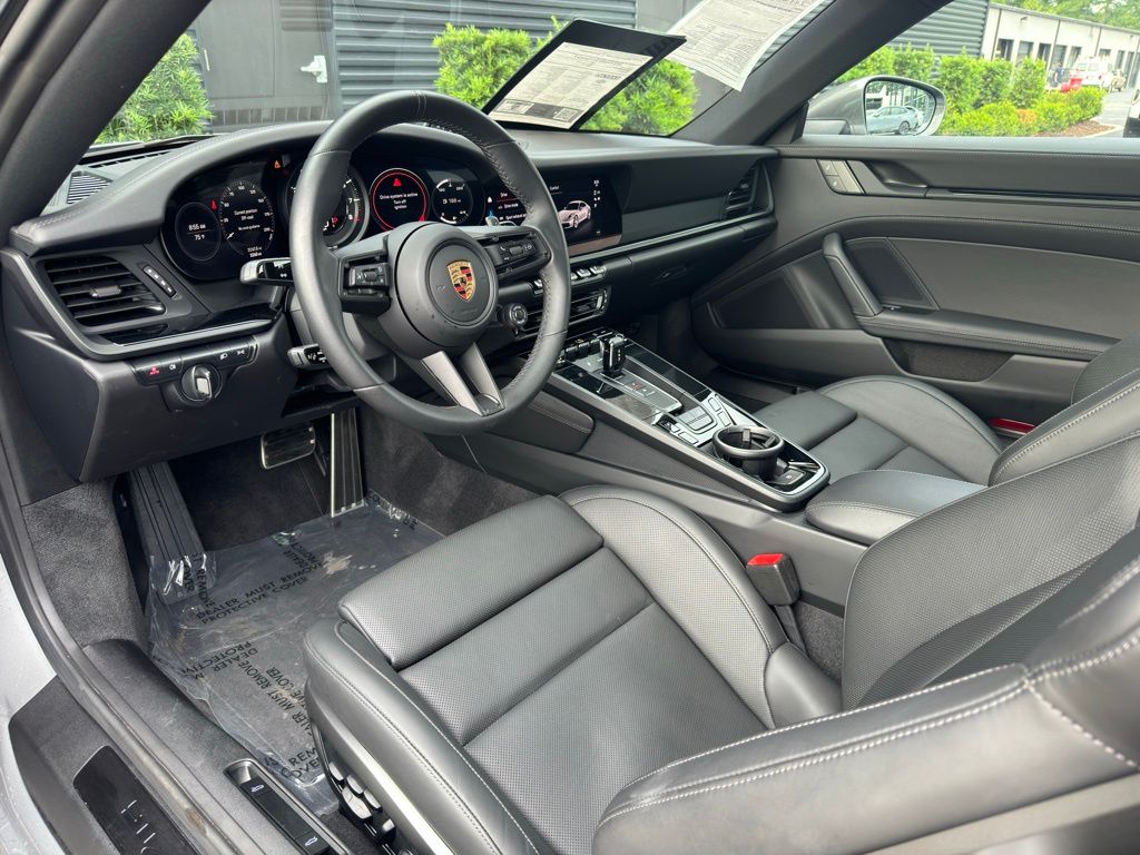 2023 Porsche 911 Carrera T 12