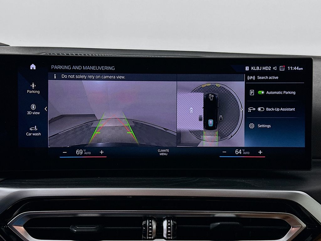 Thumbnail: 2023 BMW i4 - 14