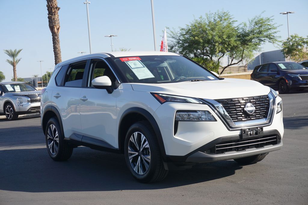 2023 Nissan Rogue SV 4