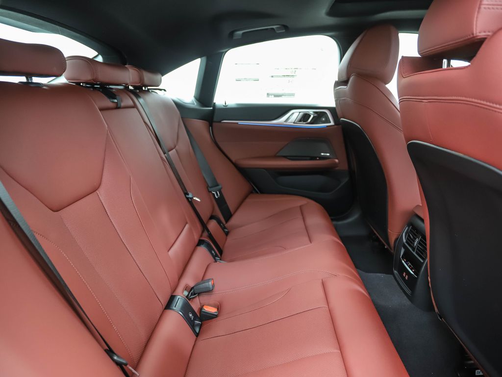 2025 BMW i4 xDrive40 24