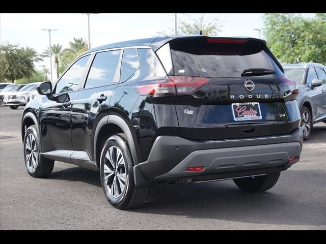 2023 Nissan Rogue SV 3