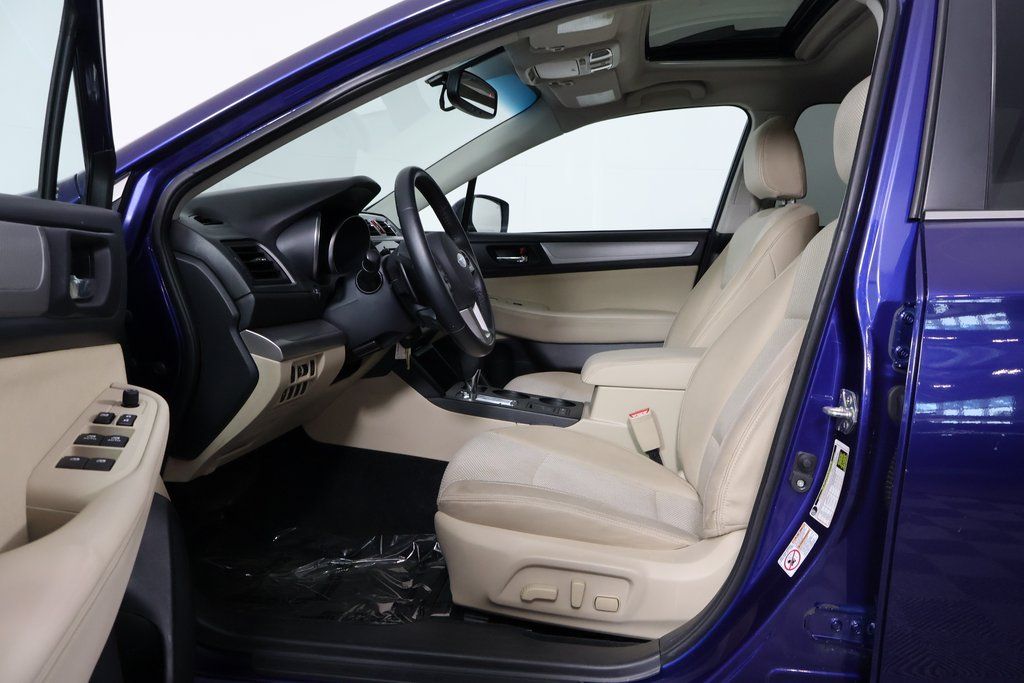 Thumbnail: 2015 Subaru Outback - 10