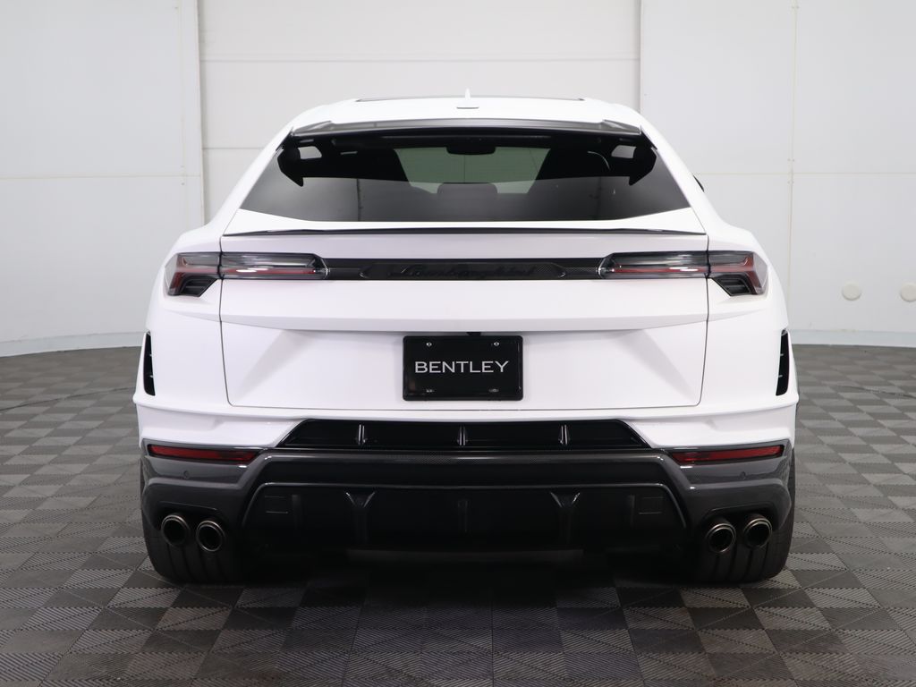 2024 Lamborghini Urus Performante 6