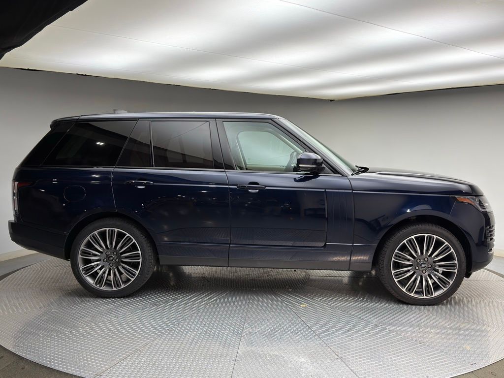 Thumbnail: 2021 Land Rover Range Rover - 4