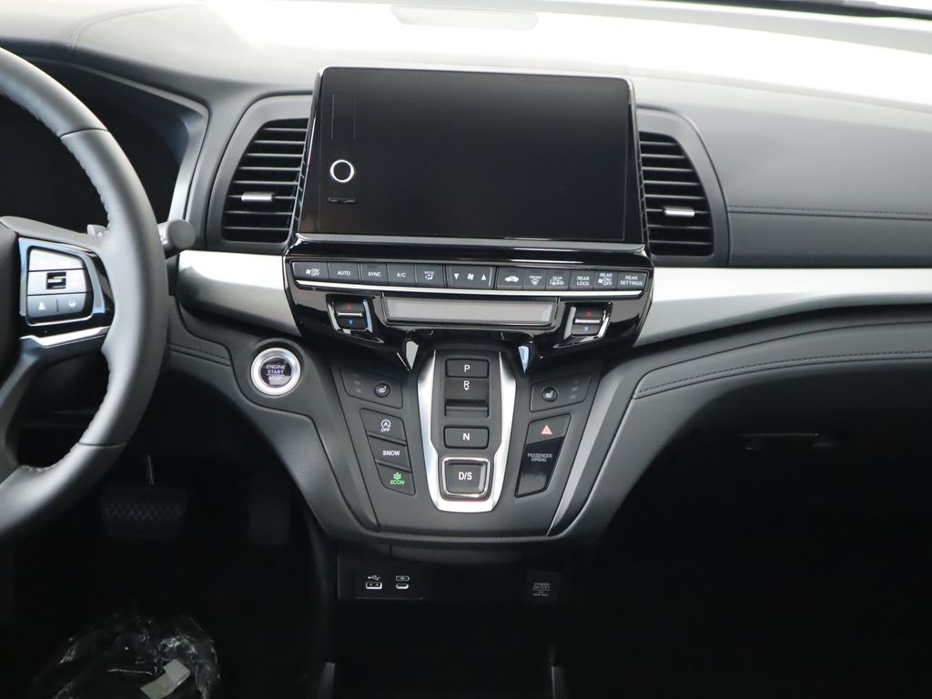 Thumbnail: 2026 Honda Odyssey - 14