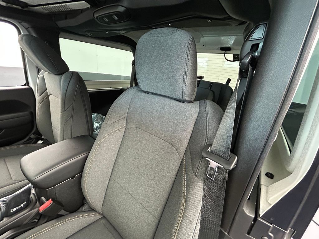 New 2026 Bright White Clearcoat Jeep Sport S image 10