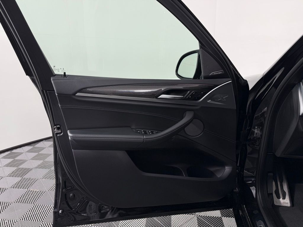Thumbnail: 2022 BMW X3 - 12