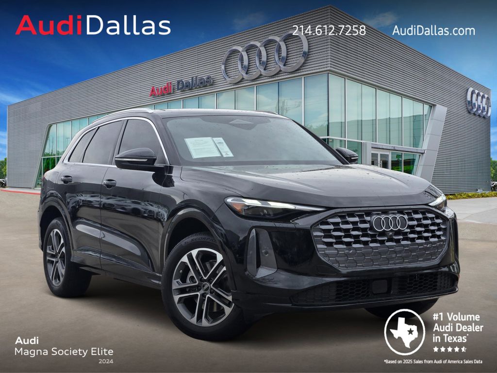 2025 Audi Q5 quattro Premium 40 TFSI