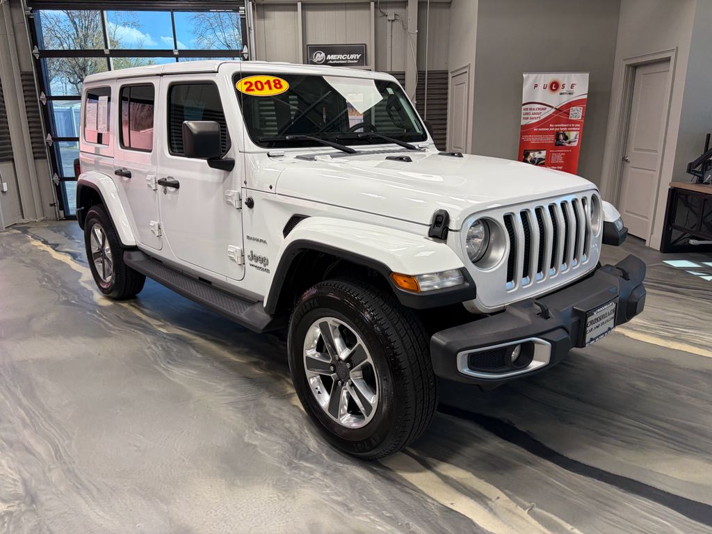 Bright White Clearcoat 2018 Jeep Wrangler SUV / Crossover Four-Wheel Drive 8-Speed Automatic