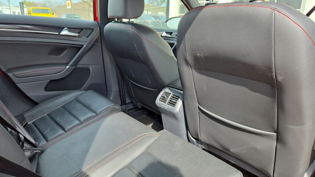 2016 Volkswagen Golf GTI