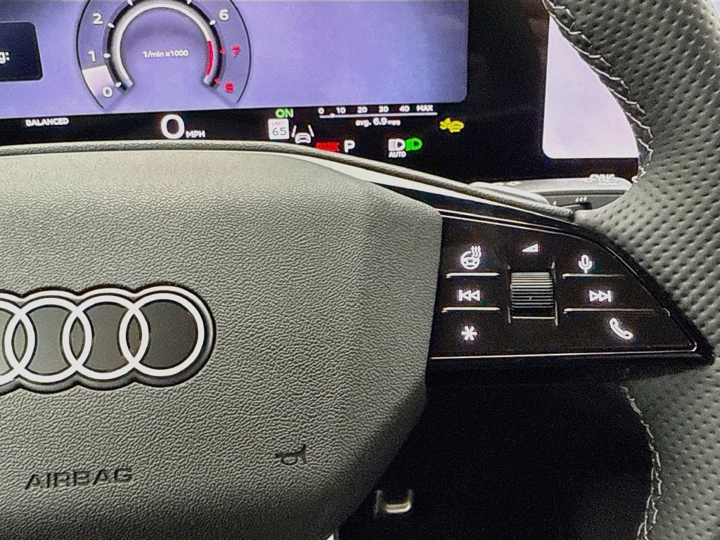 Thumbnail: 2026 Audi SQ5 - 12