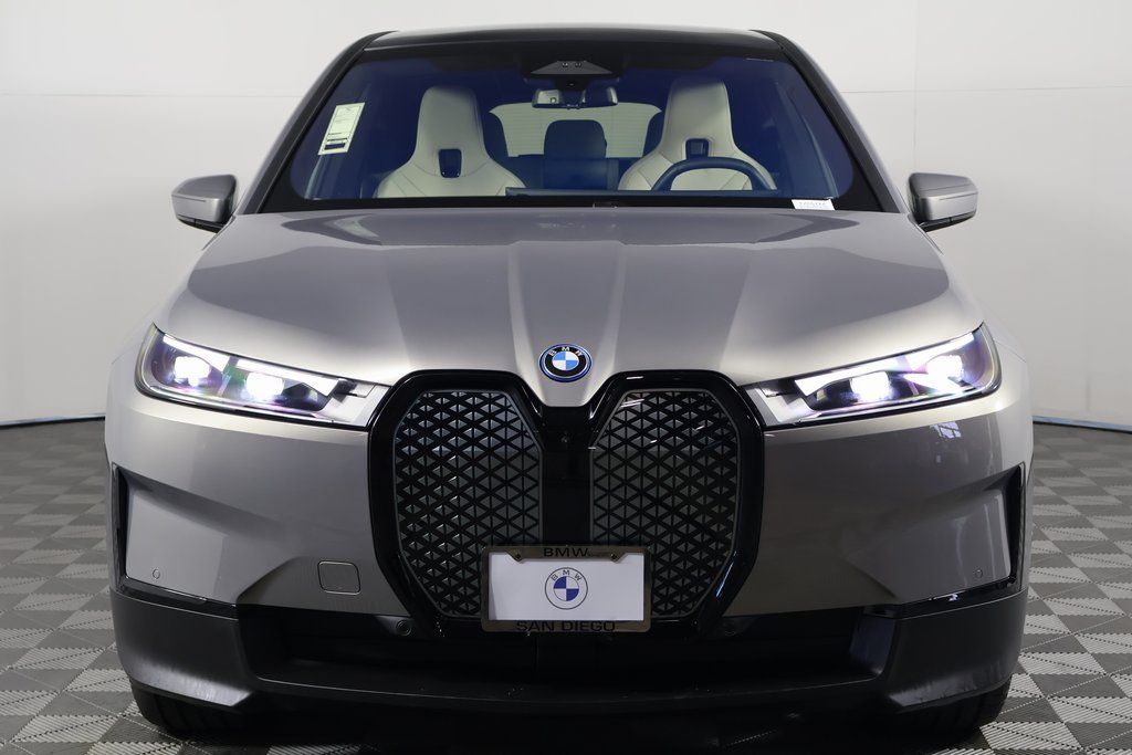 Thumbnail: 2025 BMW iX - 2