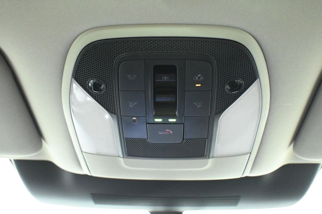 Thumbnail: 2026 INFINITI QX60 - 16