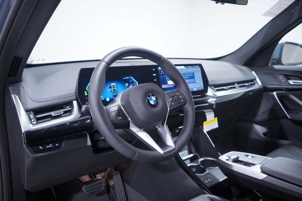 Thumbnail: 2026 BMW X1 - 6