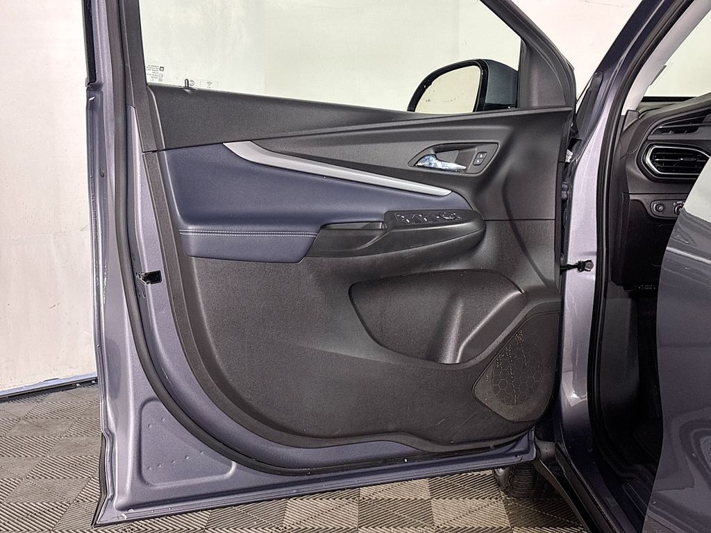 2022 Chevrolet Bolt EUV LT