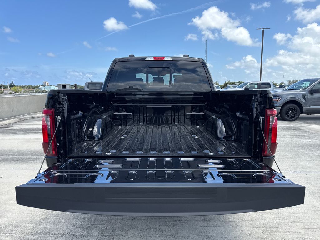 New 2026 Black Ford XLT image 37