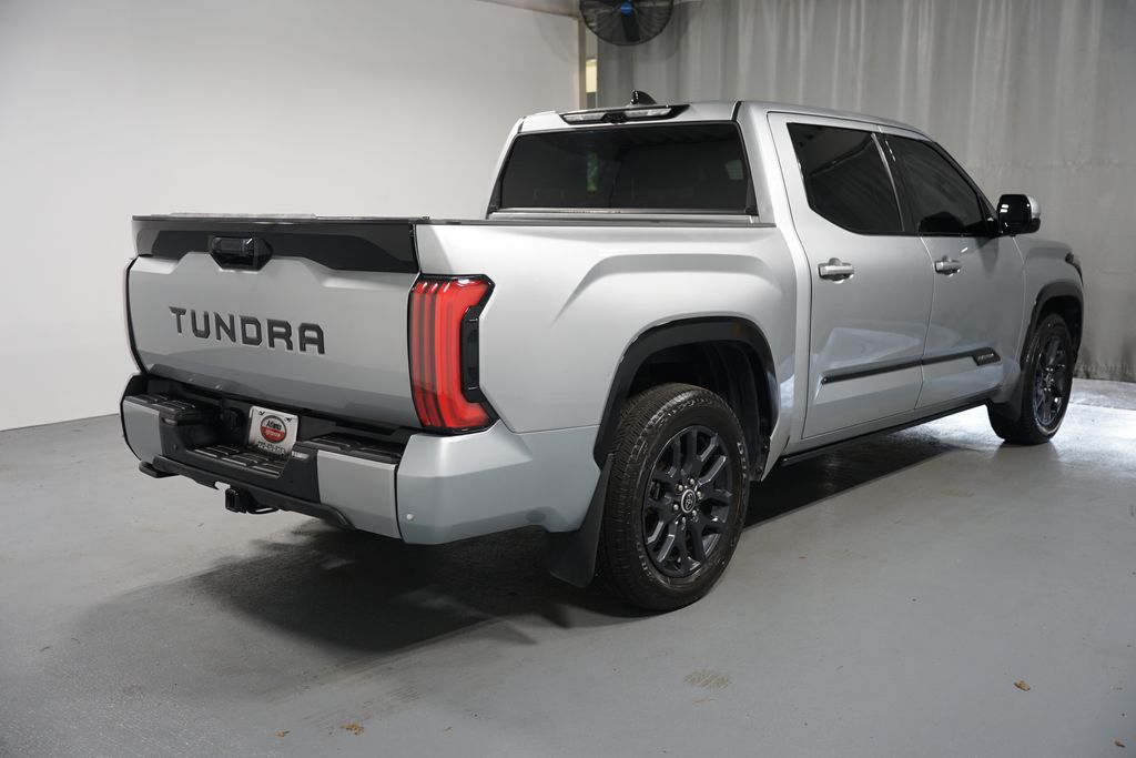 Thumbnail: 2023 Toyota Tundra - 9