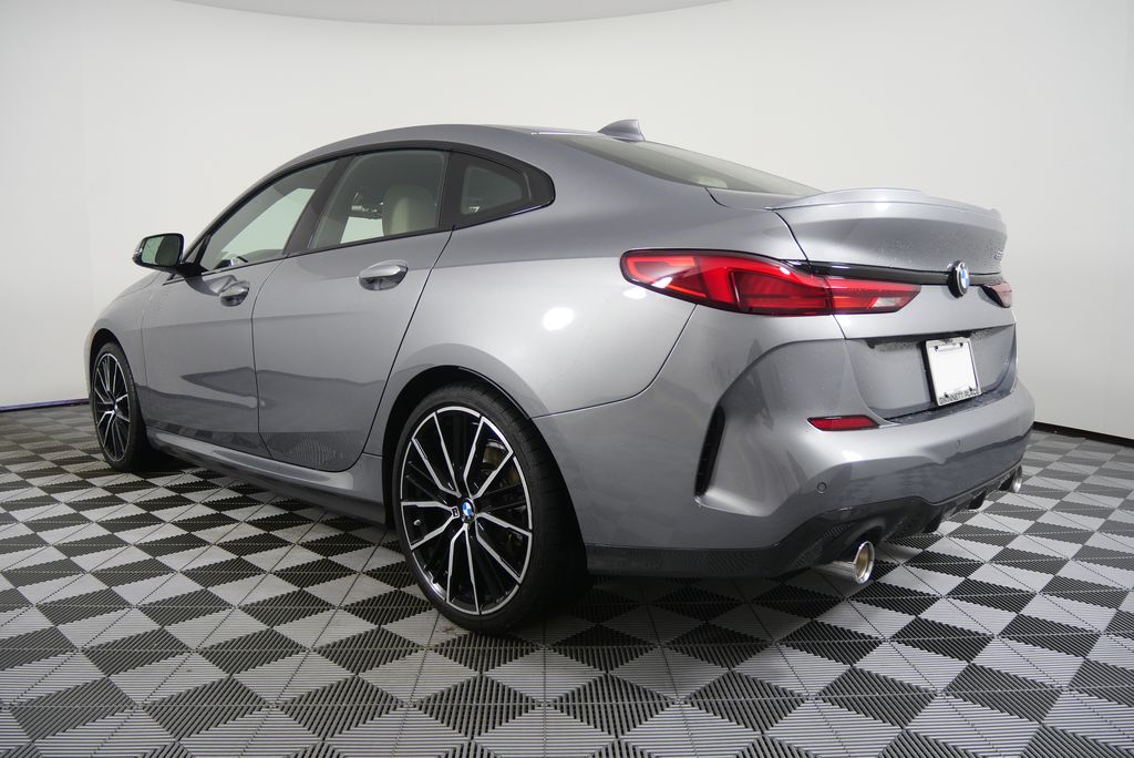 Thumbnail: 2024 BMW 2 Series - 5