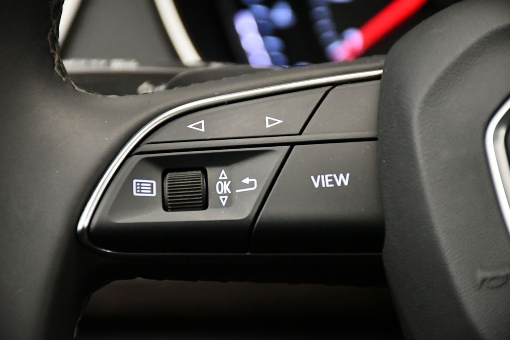 Thumbnail: 2023 Audi Q5 - 24