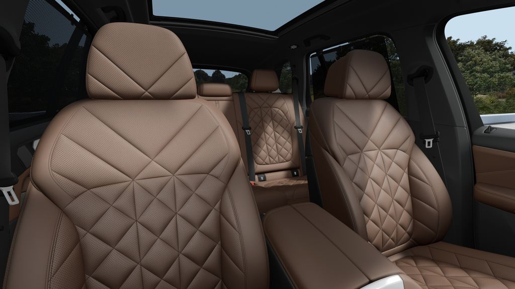 Thumbnail: 2026 BMW X5 - 11