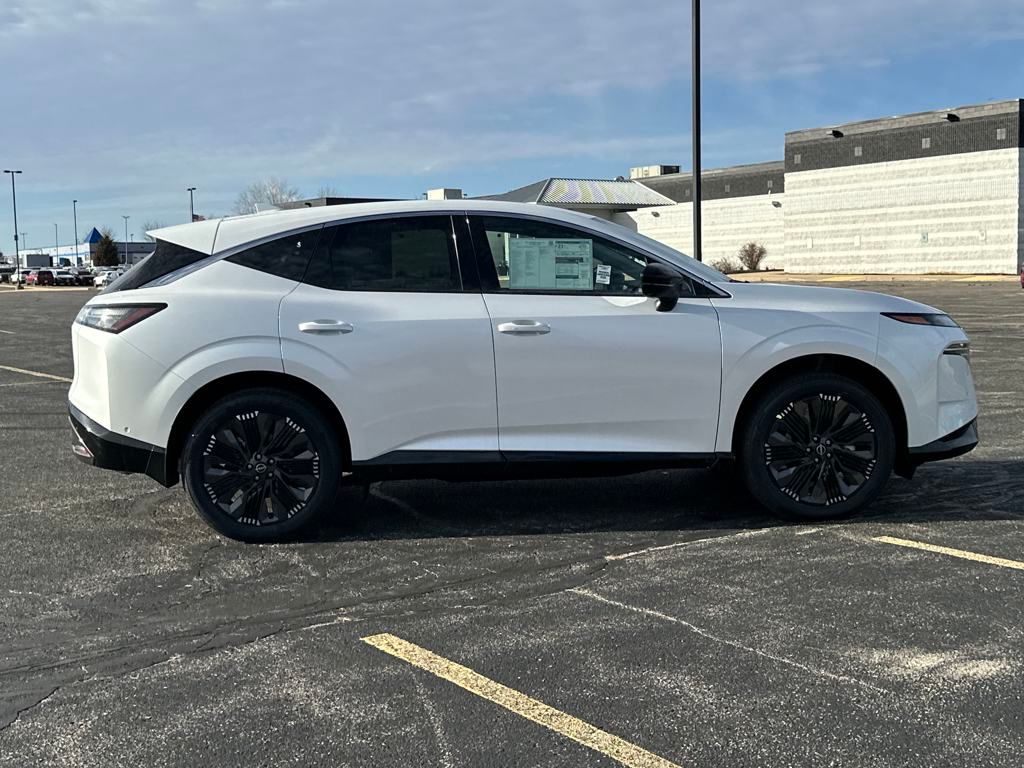 2025 Nissan Murano Platinum photo