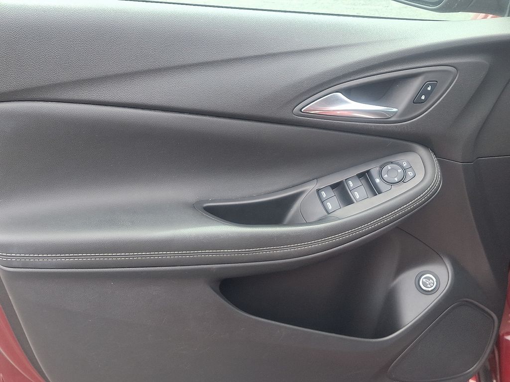 Thumbnail: 2023 Buick Encore GX - 12