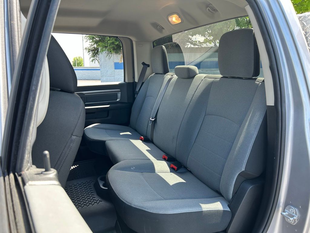 2021 RAM 1500 Classic SLT 18
