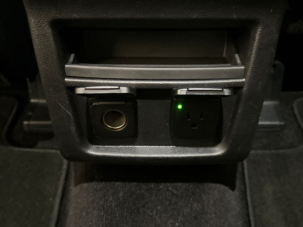 Used 2016 Brown Ford SEL image 29