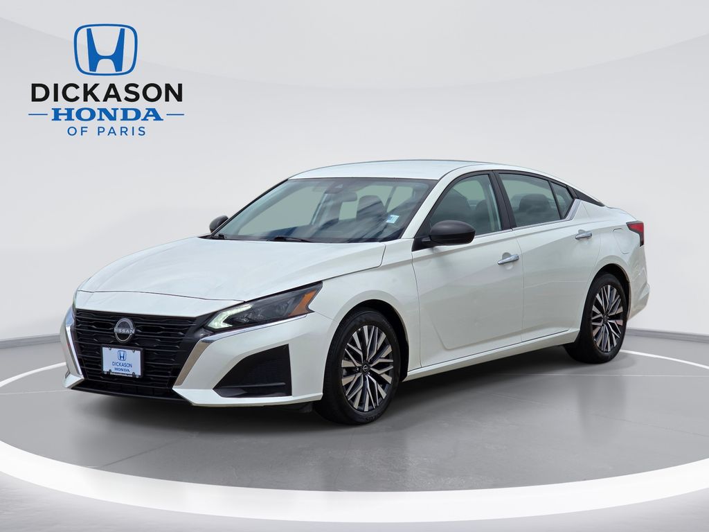 Glacier White 2025 Nissan Altima 2.5 SV FWD Sedan Front-Wheel Drive Continuously Variable Transmission