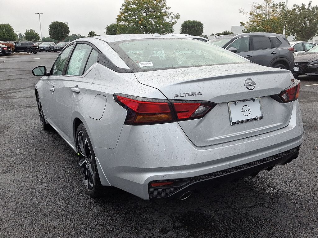 Thumbnail: 2025 Nissan Altima - 3
