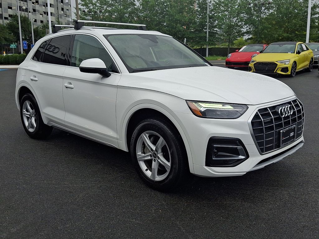 Thumbnail: 2023 Audi Q5 - 3