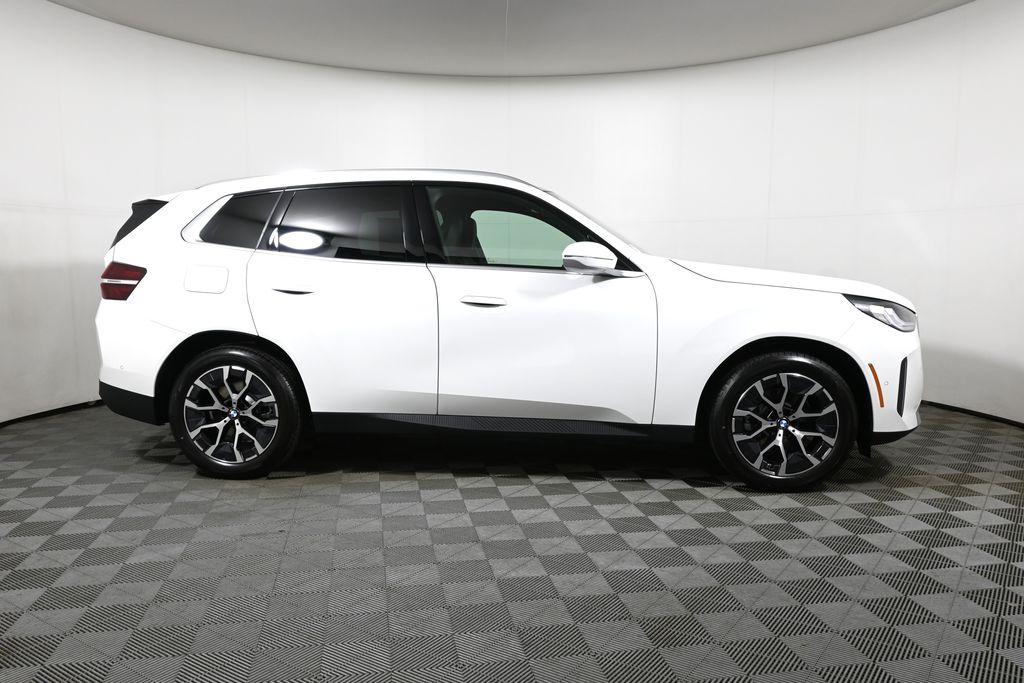 Thumbnail: 2026 BMW X3 - 8