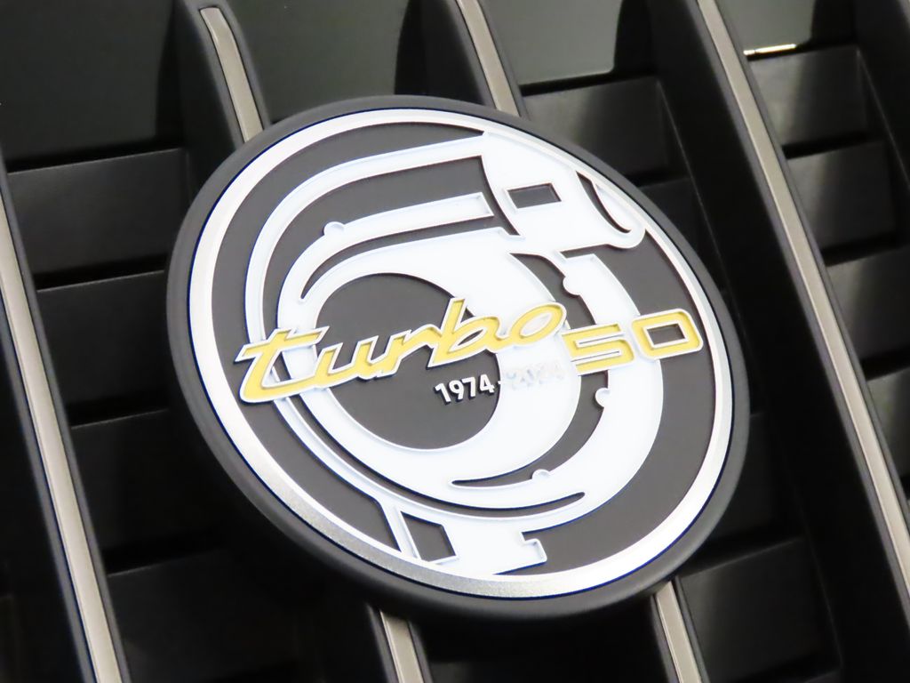 Thumbnail: 2025 Porsche 911 - 15