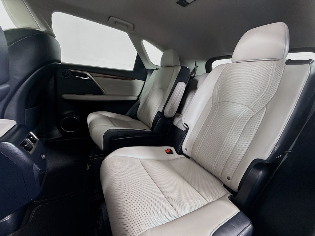 2019 Lexus RX  25