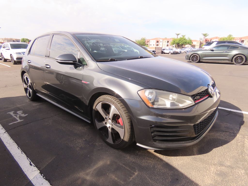 Thumbnail: 2015 Volkswagen Golf - 2