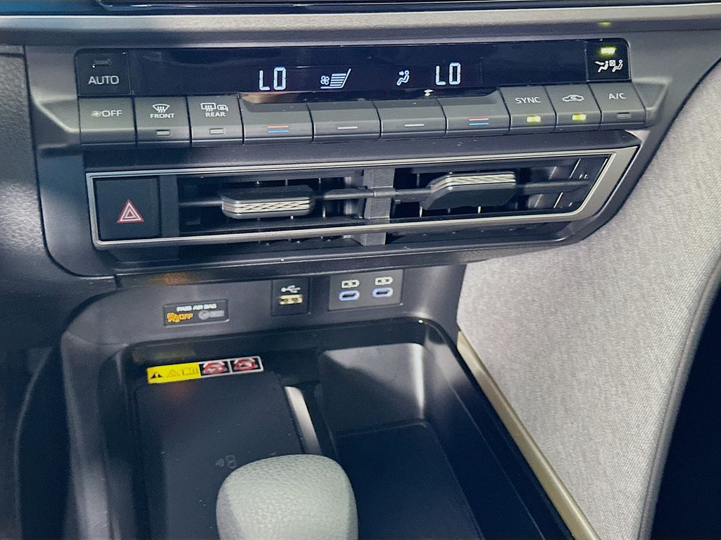 Thumbnail: 2026 Toyota Camry - 16